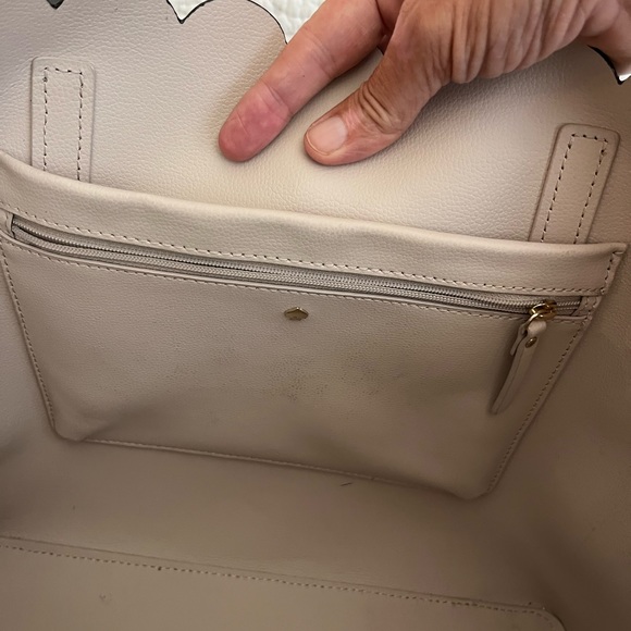 Kate Spade Large Black Patent Leather Scalloped Tote - Picture 4 of 9